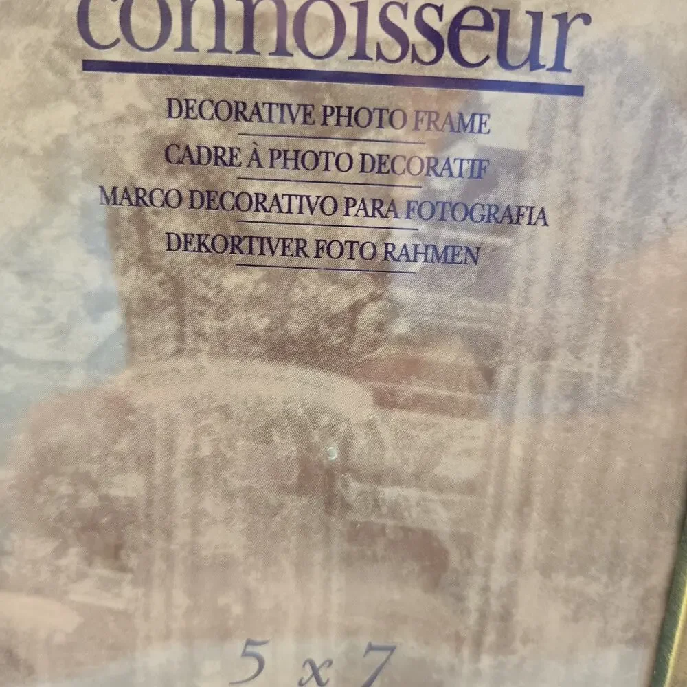 NOS Connoisseur Ornate Traditional Gold-brass Look Frame 5”x7” Photo